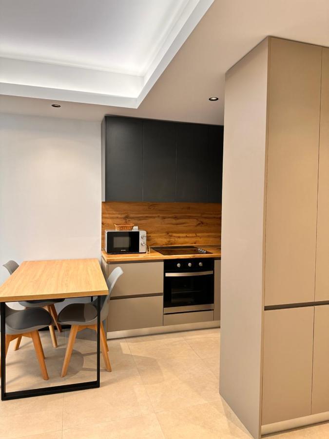Noon Apartments Tirana Bagian luar foto